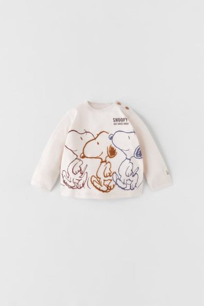 SNOOPY PEANUTS™ FLOCK 6-9 oylik futbolka (74 sm)