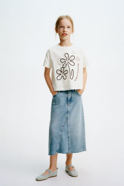 ФУТБОЛКА С ВЫШИТЫМ ШНУРКОМ 9-10 years (140 cm)