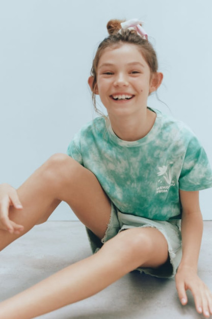 TIE-DYE 8-9 yil futbolka (130 sm)