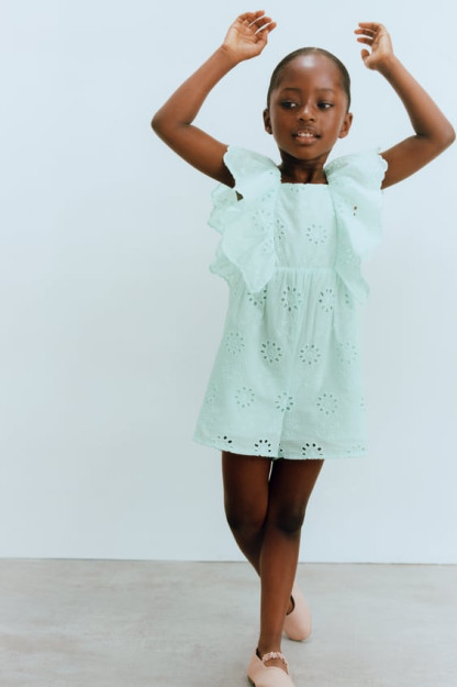 КОМБИНЕЗОН С ВЫШИВКОЙ SCHIFFLI 4-5 years (110 cm)
