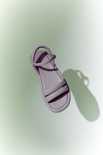 МОНОХРОМНЫЕ САНДАЛИИ 37 (23,6 cm)