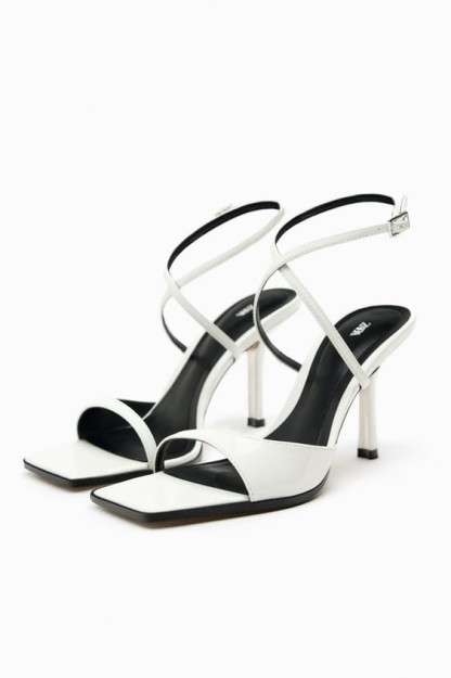 Asimmetrik poshnali sandallar ZARA 42