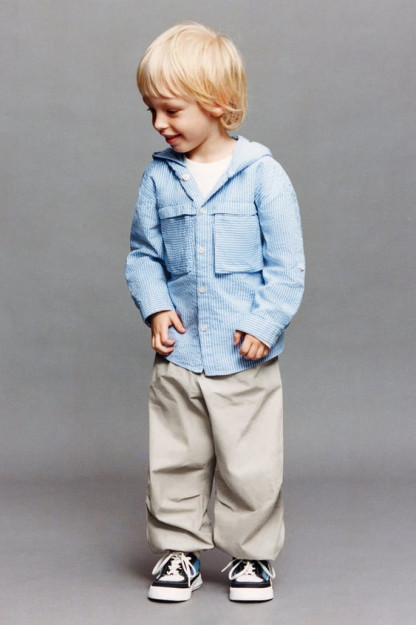 2-3 yillik chiziqli teksturali qalpoqli ko'ylak (98 sm)