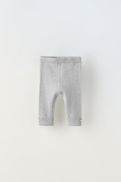 Yirtilgan 3-6 oylik trikotaj leggings (68 sm)