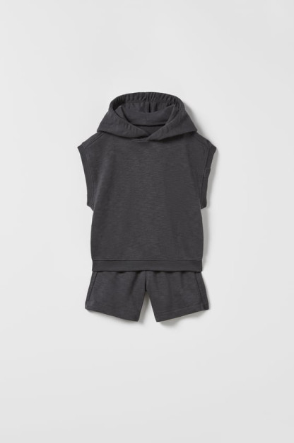 ПРОСТОЙ КОМПЛЕКТ ДЛЯ БЕГА ТРУСЦОЙ С КАПЮШОНОМ 2-3 years (98 cm)