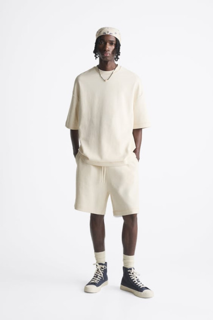 XL KONTRASTLI QISQICHLI BERMUDA SHORTILARI