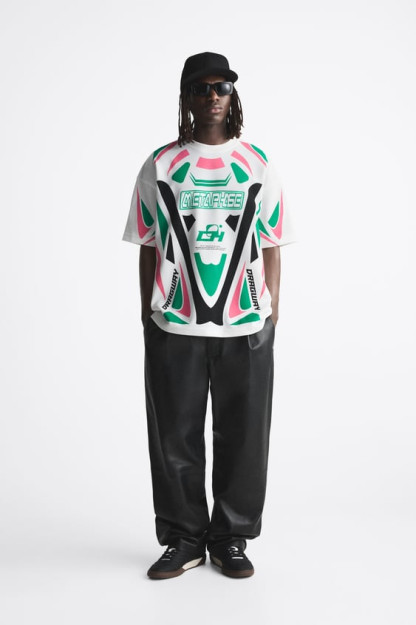 L-XL BOSILGAN GRAFIK FUTBOLKA (AQSH L-XL)