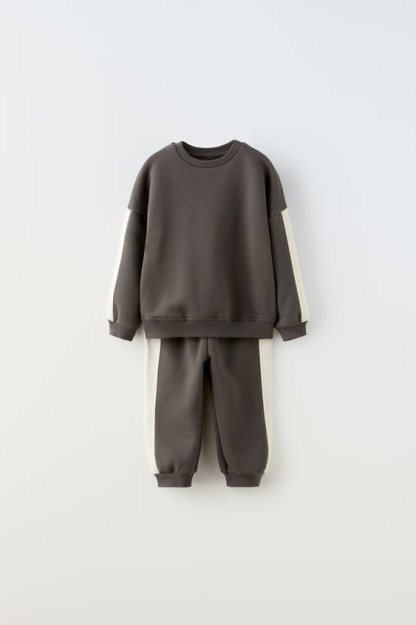 НАБОР ДЛЯ БЕГА ТРУСЦОЙ С ДЕТАЛЯМИ В ПОЛОСКУ 4-5 years (110 cm)