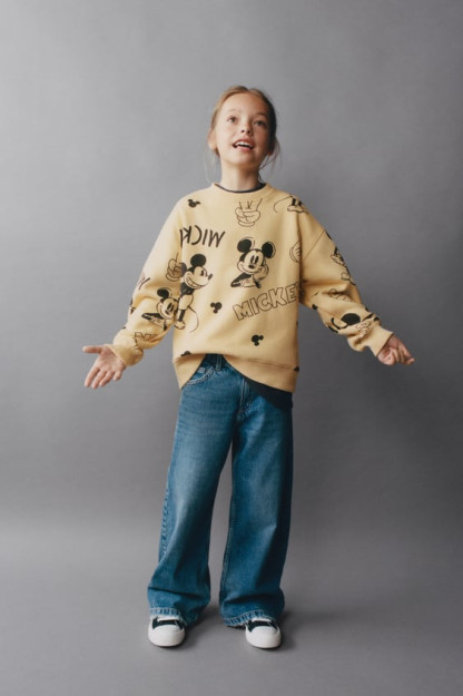© ТОЛСТОВКА DISNEY 13-14 years (164 cm)