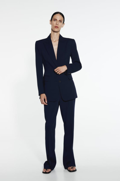 XL TIKUVLI O'RNATILGAN BLAZER