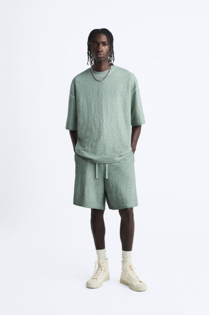 ТЕКСТУРИРОВАННЫЕ ЖАККАРДОВЫЕ ШОРТЫ-БЕРМУДЫ L-XL (US L-XL)