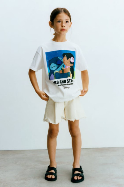 LYLO va Stitch Surfer © DISNEY 11-12 yil futbolkasi (152 sm)