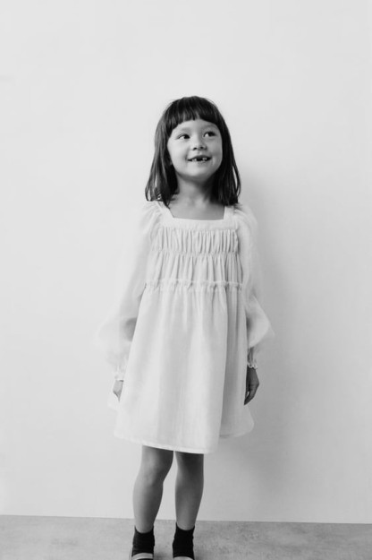 ПЛАТЬЕ ИЗ ОРГАНЗЫ С СОБРАННЫМИ ДЕТАЛЯМИ 3-4 years (104 cm)