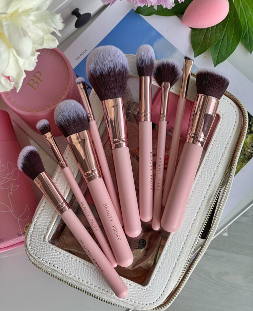 ultra soft high quality  beauty proff   кист