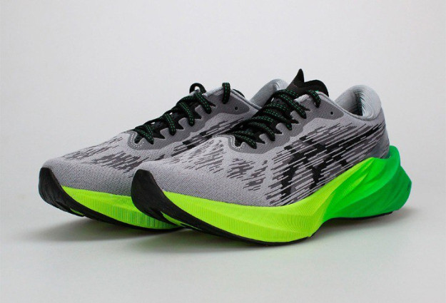 ASICS novablast 3 45 krossovkalari crossasics