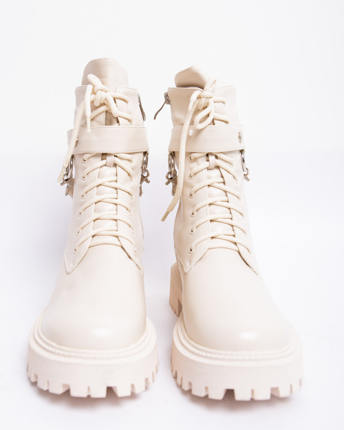 Katta dumbali etuk ayol Elizabeth Gillies porno video