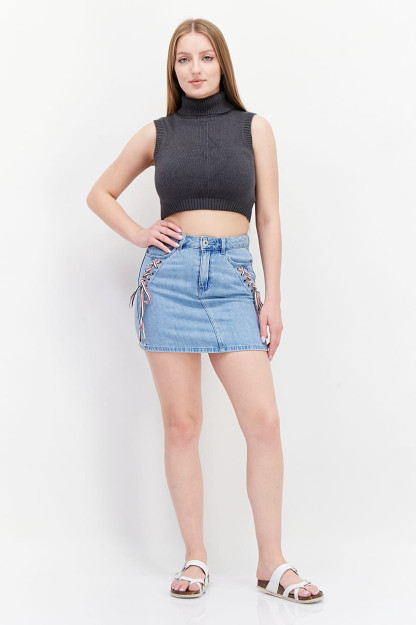 Jinsiy paypoqlar mini yubkalar Jinsiy paypoqlar mini yubkalar