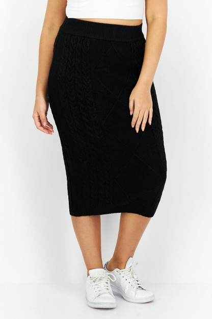 Tombul qoramagiz xotini yubka xususiy Tombul qoramagiz xotini yubka xususiy