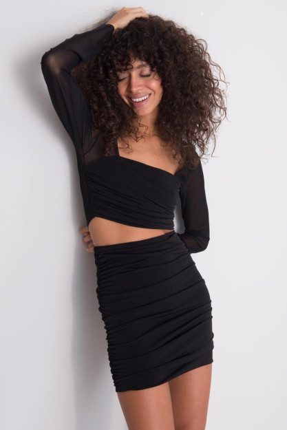 Mushaklar va siklar bilan porno Talabalar uchun jinsiy ziyofat