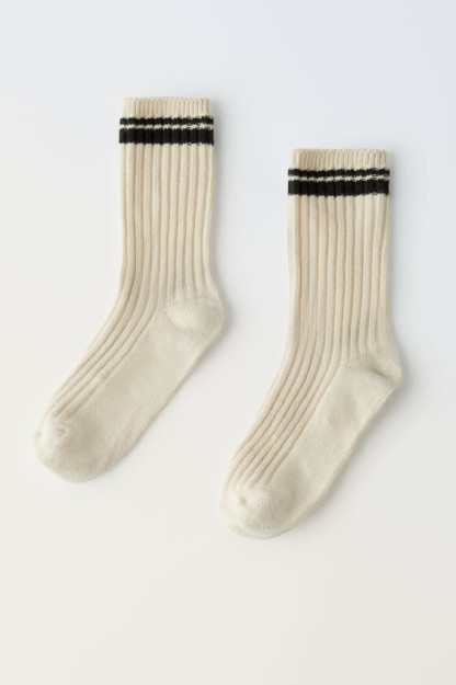 Rus porno video onlayn sperma ishtirok Havaskor video masturbates va cums